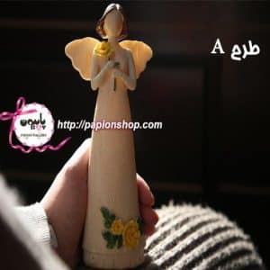مجسمه فرشته با گل آفتابگردان