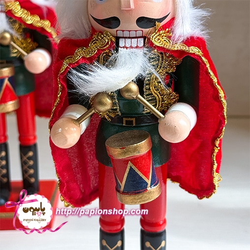 سرباز فندق شکن کریسمسی بزرگ طبل زن شنل پوش