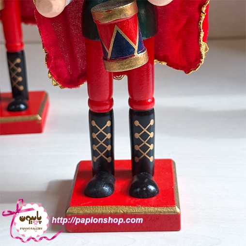 سرباز فندق شکن کریسمسی بزرگ طبل زن شنل پوش