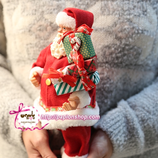فیگور کریسمسی اروپایی بابانوئل کادو به دست