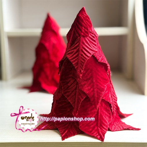 درخت کاج مخملی قرمز سایز متوسط(وارداتی)