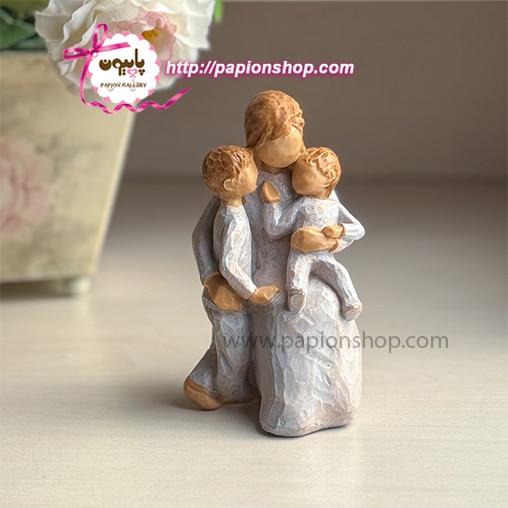 مجسمه مادر و دو کودک طرح ویلوتری (وارداتی)