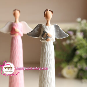 مجسمه فرشته های بالدار قلب به دست رنگی